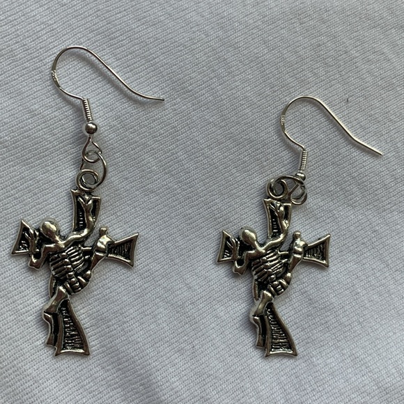 Artisan Skeleton cross earrings sterling silver hooks Halloween - Picture 7 of 9